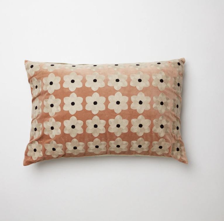 greige Pink Daisy Cushion - Cotton Velvet & Linen - Olsson & Jensen