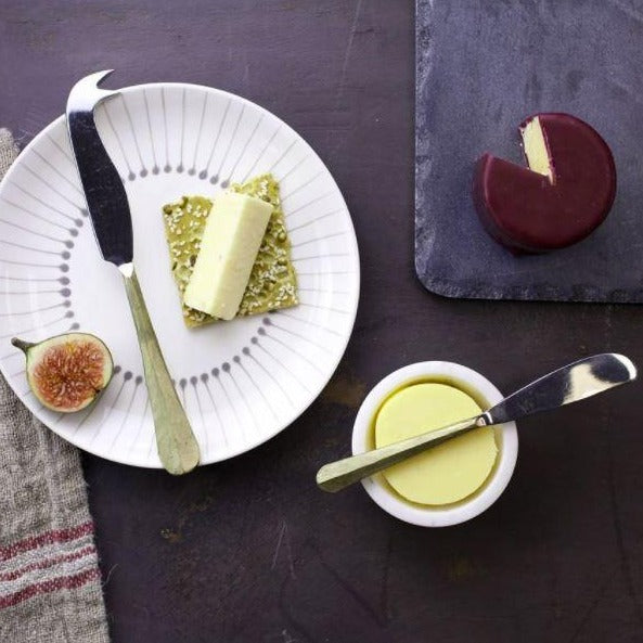 Greige Set Of Hand-Forged Cheese And Butter Knives - Brushed Gold Finish