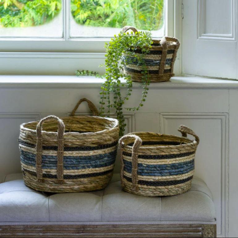 greige Set of Three Round Straw & Corn Baskets - Blue Stripe