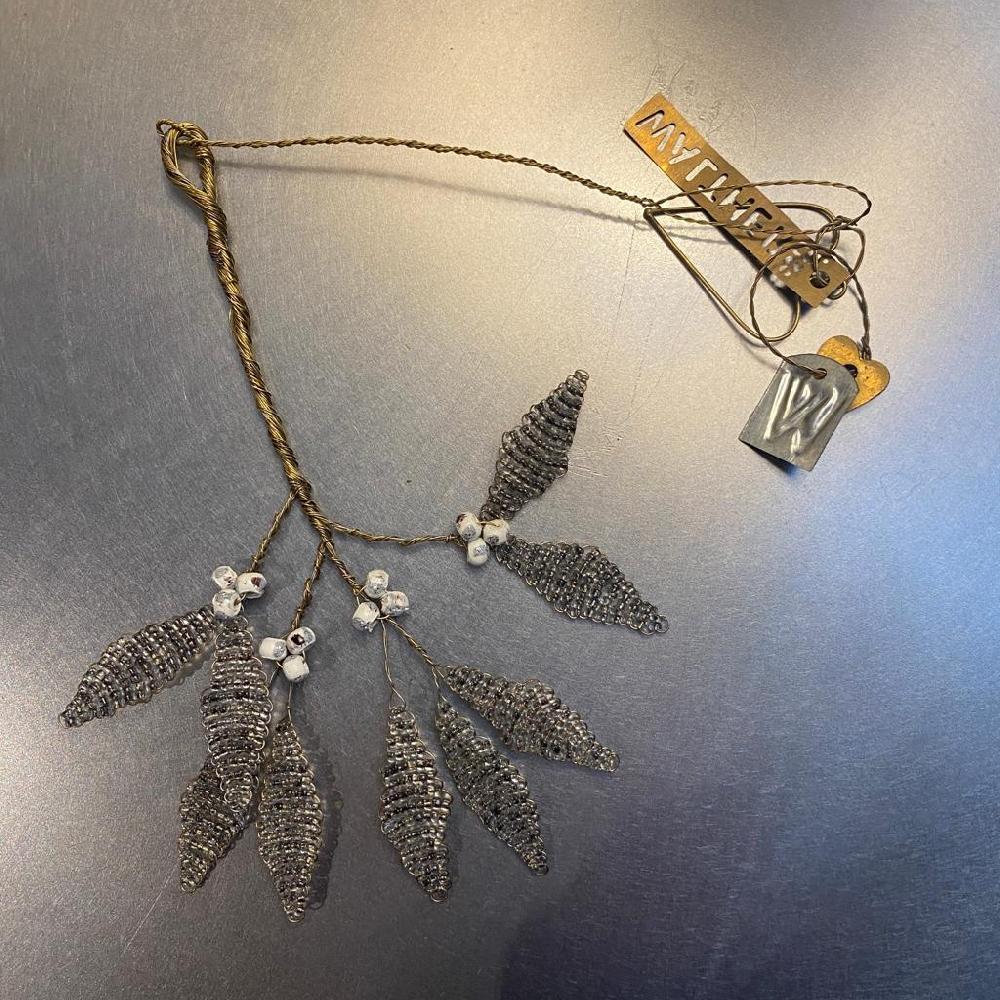 Greige Silver Bead Mistletoe Hanging Decoration - Walther & Co Denmark