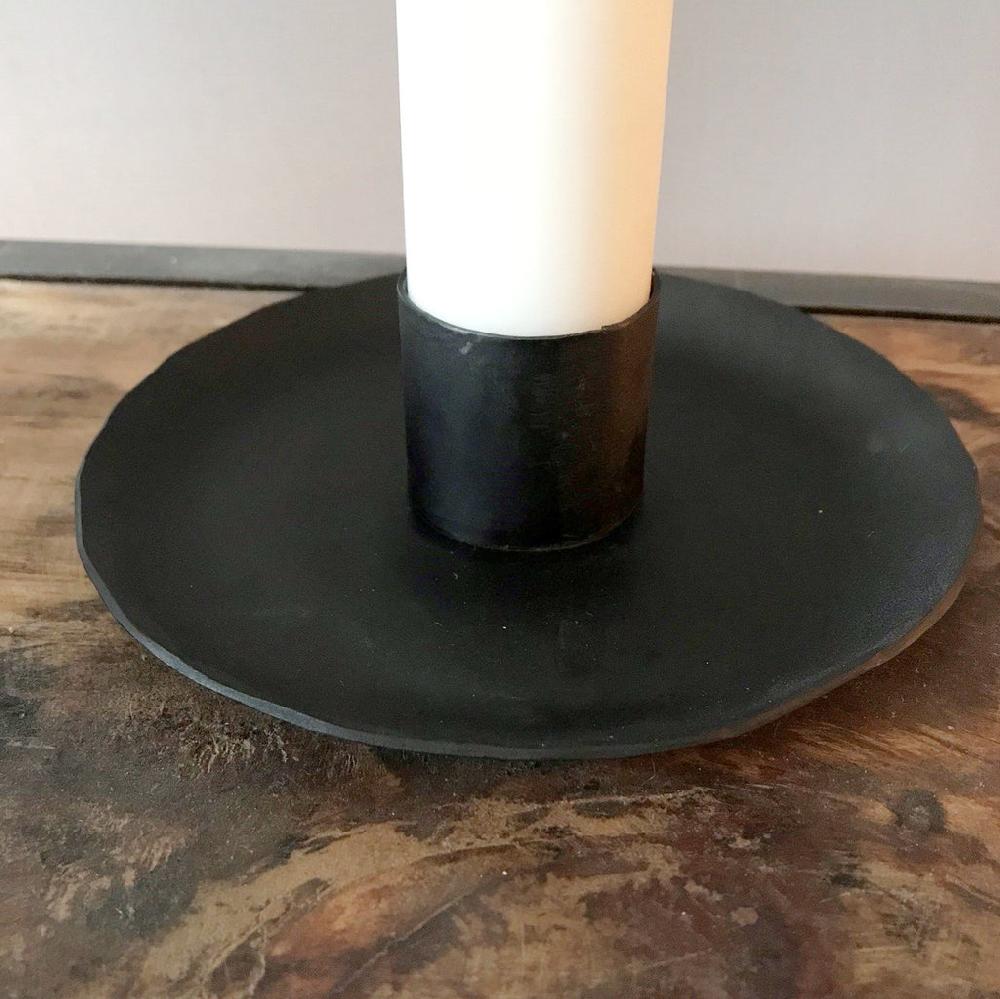 Greige Simple Black Hand-Forged Iron Candleholder For 40mm Diameter Candle