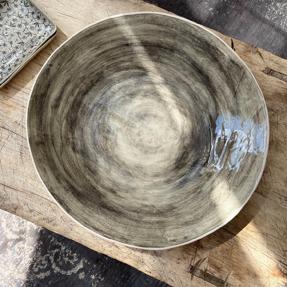 Greige Wonki Ware Extra Large Shallow Salad Bowl - Charcoal Wash