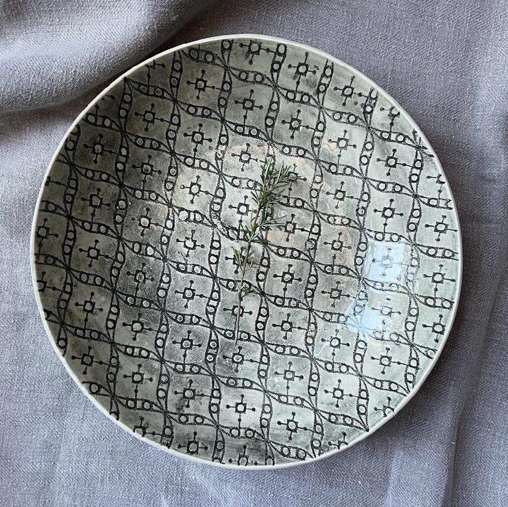 greige Wonki Ware Large Spaghetti Bowl - Charcoal Lace