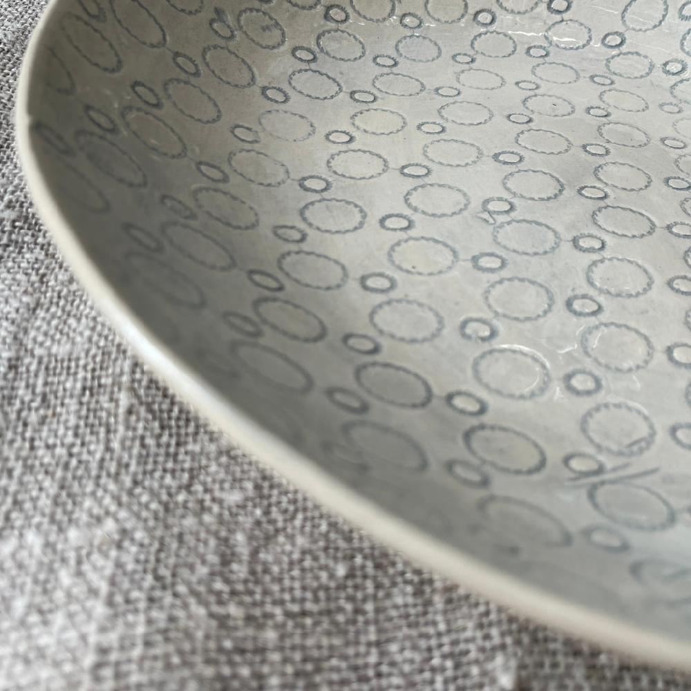 Greige Wonki Ware Medium Spaghetti Bowl - Duck Egg Lace