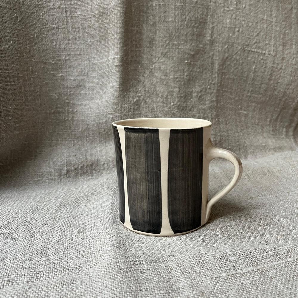 Greige Wonki Ware Mug - Large Straight - Wide Savannah Stripe