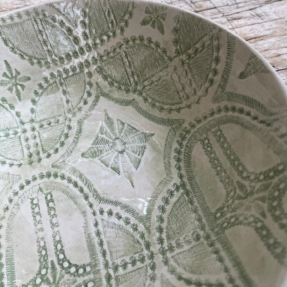Greige Wonkiware Small Spaghetti Bowl - Spearmint Lace