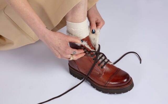 Grenson Betsy | Womens Boots In Tan Leather With Shearling