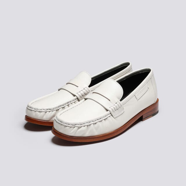 Grenson Susanna | Womens Moccasin Loafers In White