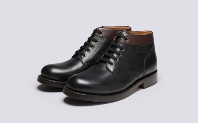 grenson Ted | Mens Boots in Black Pull Up Leather