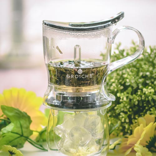 Grosche ABERDEEN Easy Pour Tea Steeper Tea Maker Bottom Dispensing Teapot - 17.7 Fl. Oz / 525mL Capacity Black