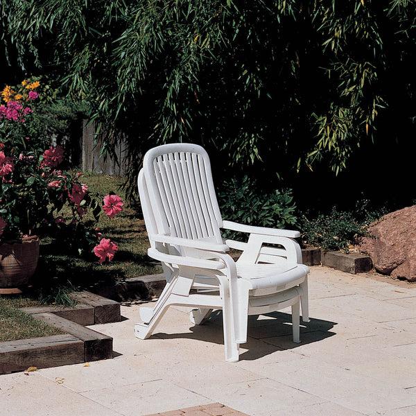 Grosfillex Bahia Stacking Deck Chair