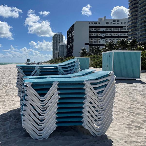 Grosfillex Nautical Chaise Lounge
