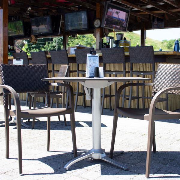 Grosfillex Quattro Contact Folding Base