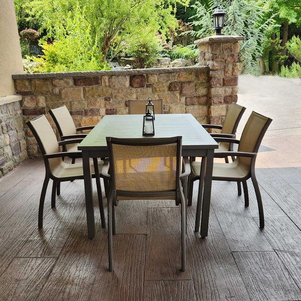 Grosfillex Sigma 69"x39" Table
