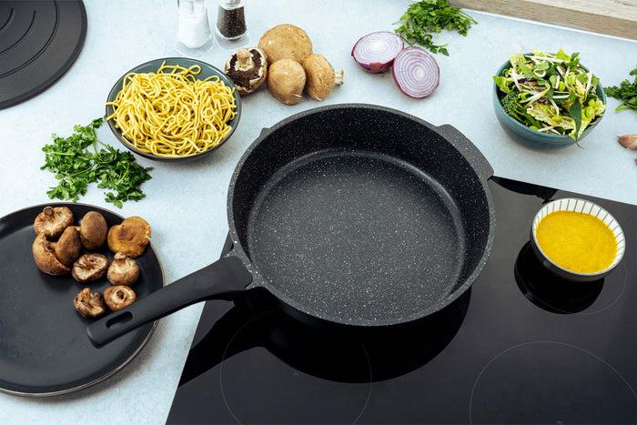 Grunwerg Commichef Cast Aluminium 28cm All-In-One-Pan - Black