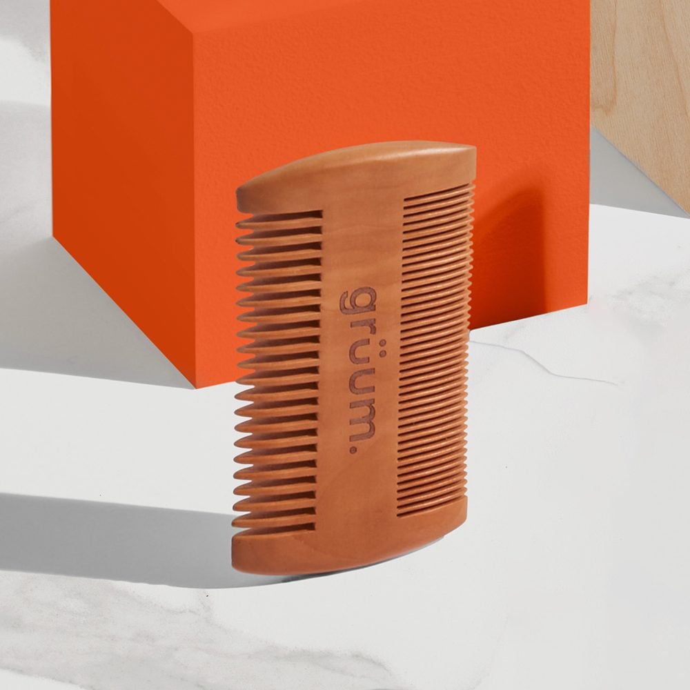 Grüum. Beard Comb
