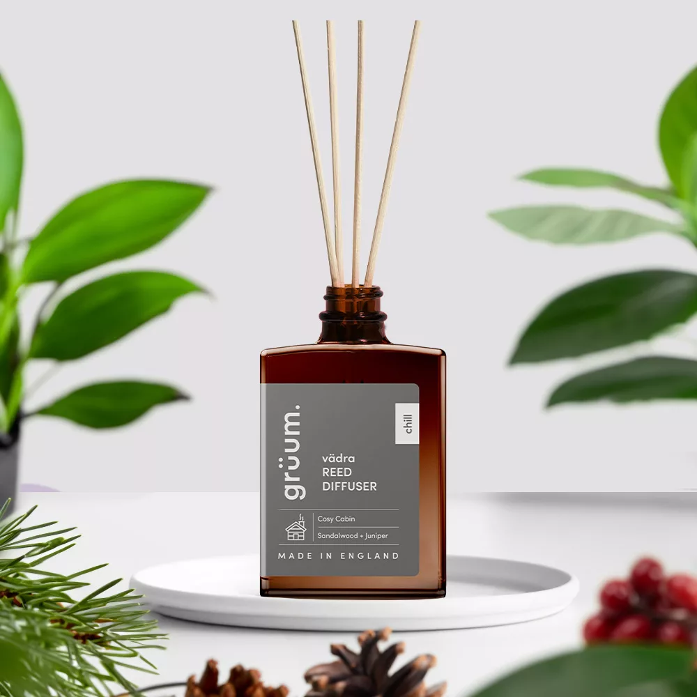 grüum. vädra Reed Diffuser Set – Cosy Cabin | 30ml