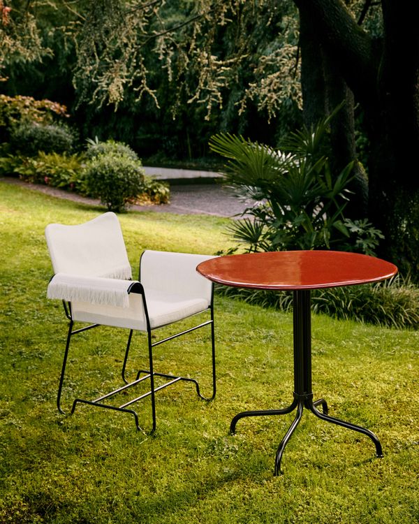 Gubi CARMEL BISTRO DINING TABLES