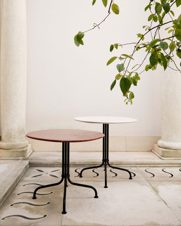 Gubi CARMEL BISTRO LOUNGE TABLES