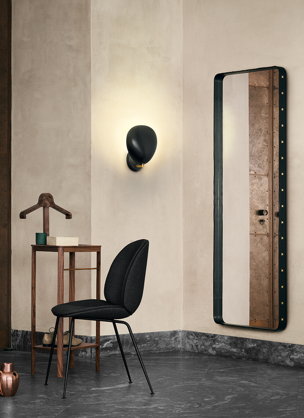 Gubi Cobra Wall Lamp