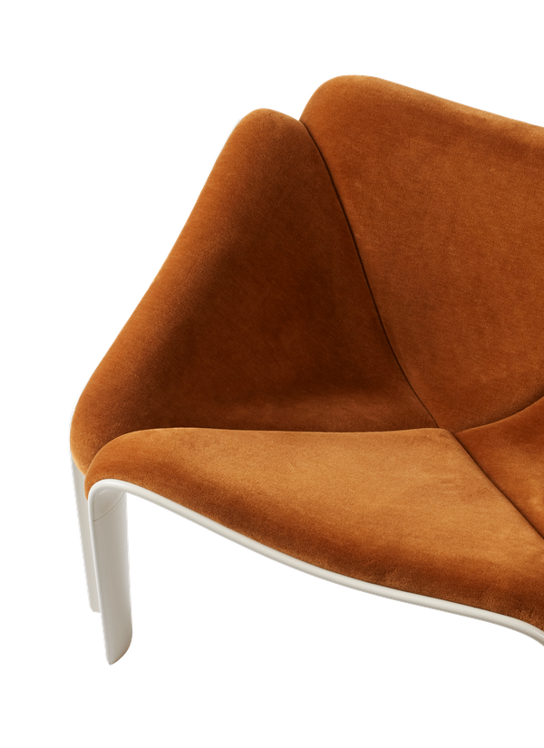Gubi F300 Lounge Chair