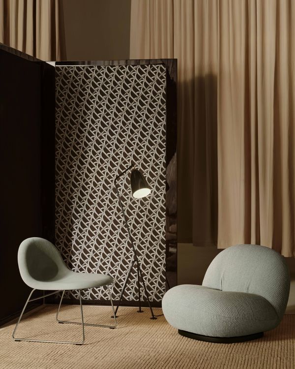 Gubi GUBI 3D LOUNGE CHAIR