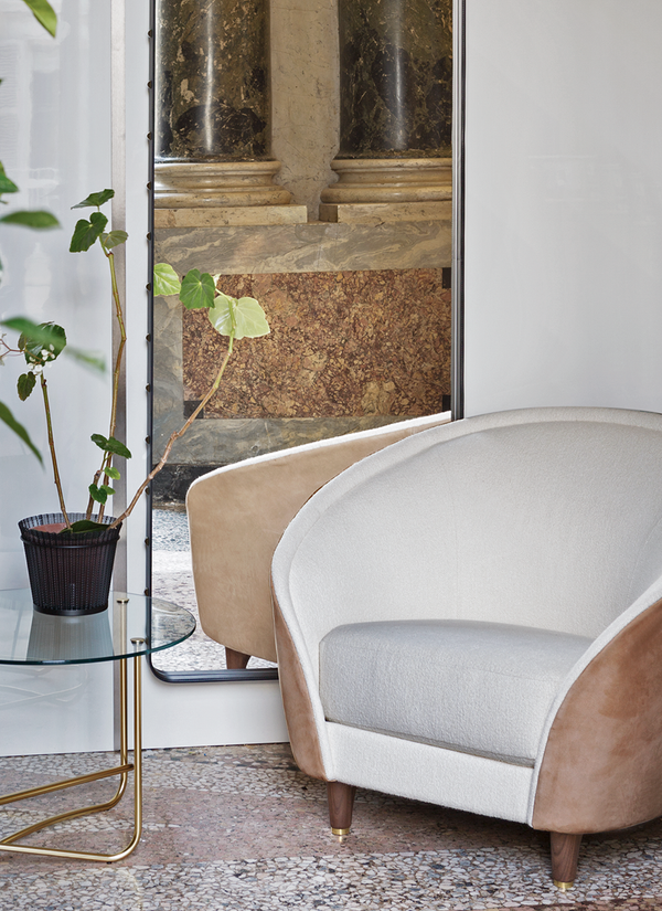 Gubi Revers Lounge Chair