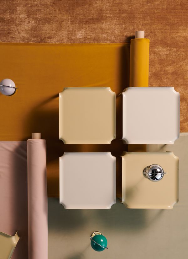 Gubi T877 SIDE TABLE