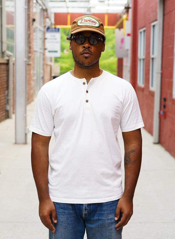 Guilty Parties Studio D'Artisan 8174 Suvin Gold Henley Tee - White