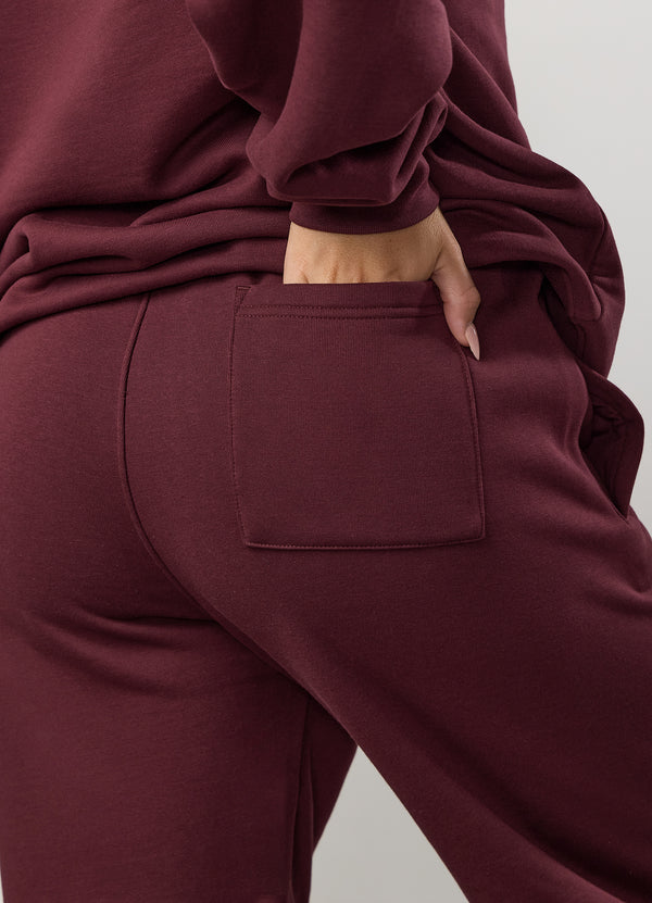 Gym King Compose Fleece Relaxed Jogger Deep Cherry