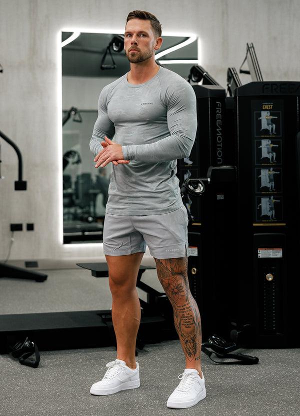 Gym King Debossed Camo Seamless LS Tee Cloudy Grey