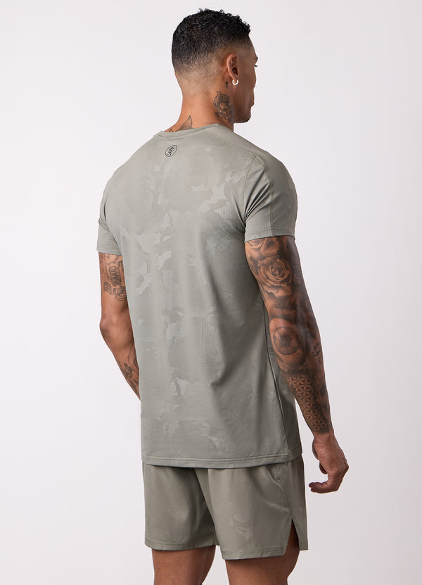 gym king Debossed Camo Tee Olive
