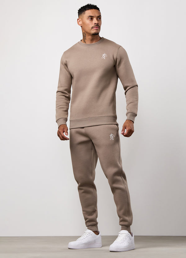 Gym King Fundamental Fleece Crew Truffle