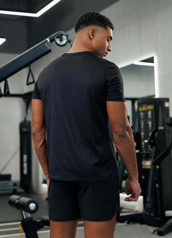 gym king Geometric Knit Linear Tee Black