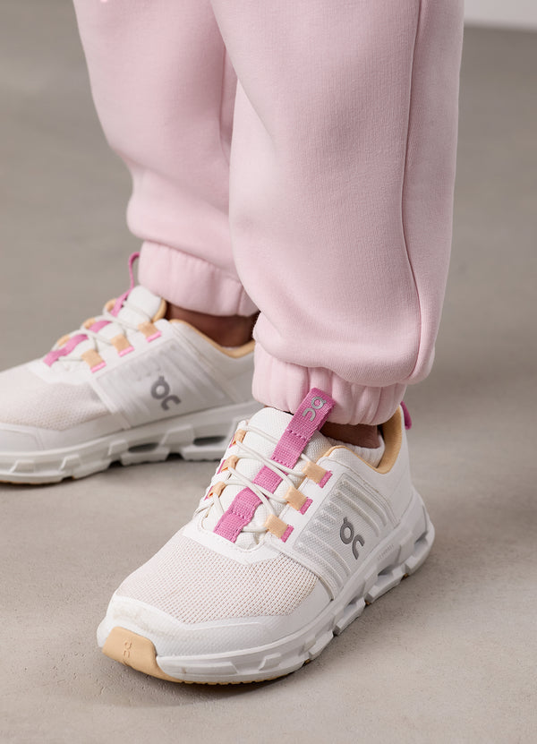 Gym King Kids Script Relaxed Fit Jogger Baby Pink