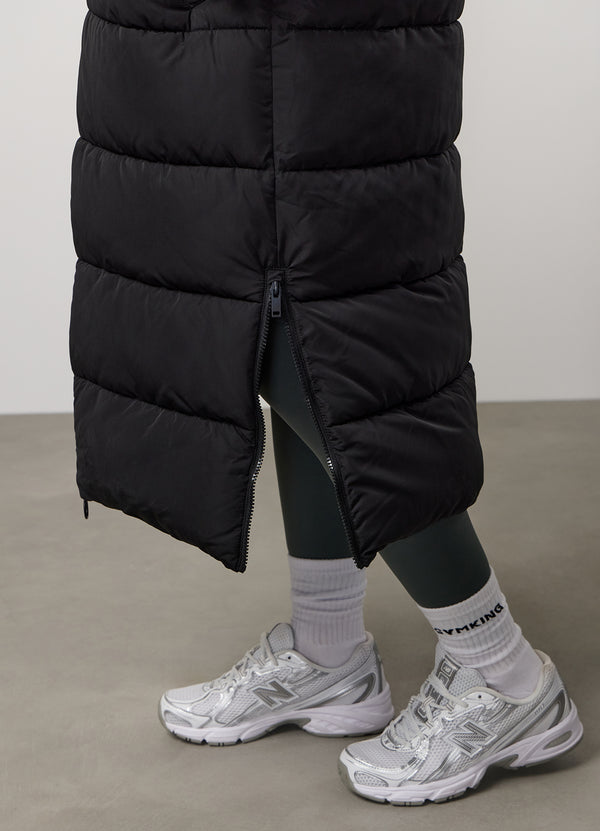 Gym King Longline Puffer Black