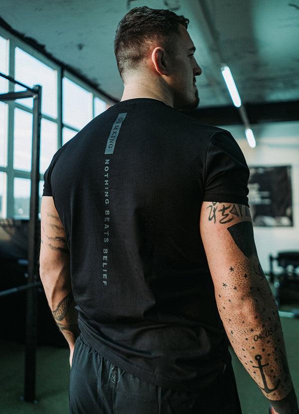gym king Nothing Beats Belief Tee Black