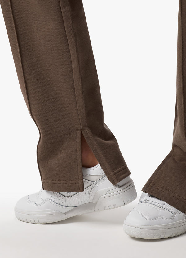 Gym King Refresh Straight Leg Jogger Deep Mink