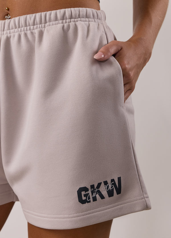 Gym King Revive Peached Short Light Stone