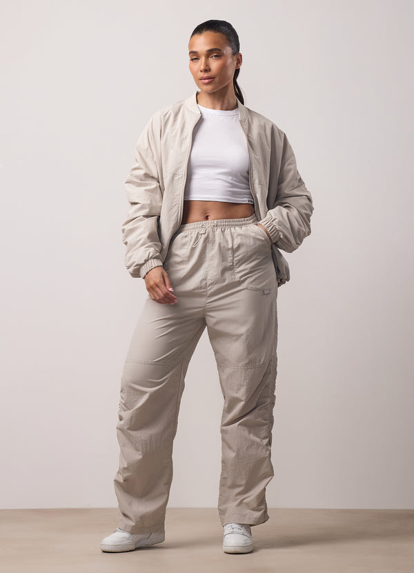 Gym King Ruched Woven Cargo Trouser Light Stone