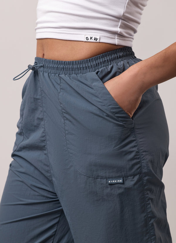 Gym King Ruched Woven Cargo Trouser Storm Blue