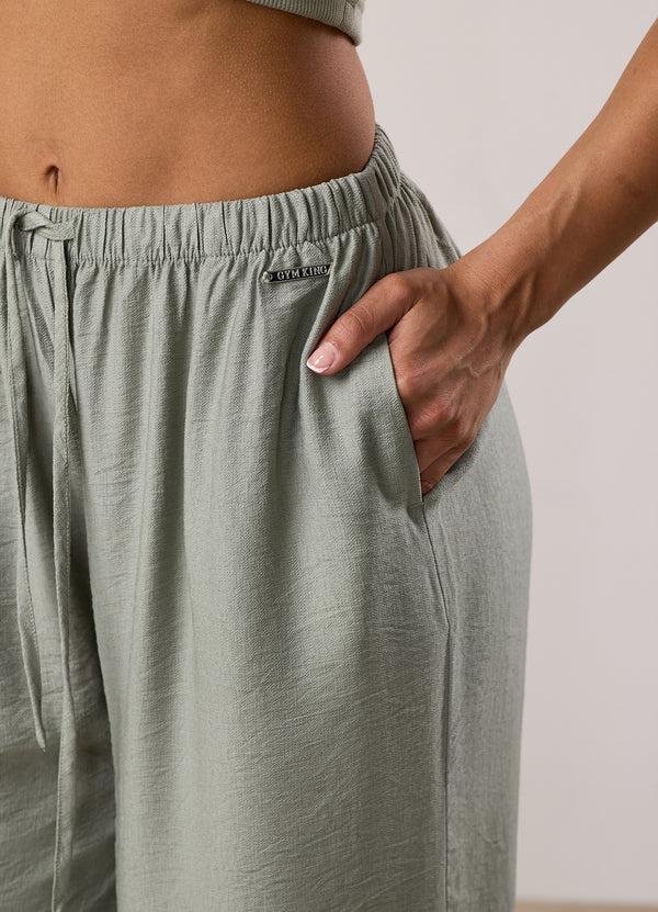Gym King Signature Woven Trousers Sage
