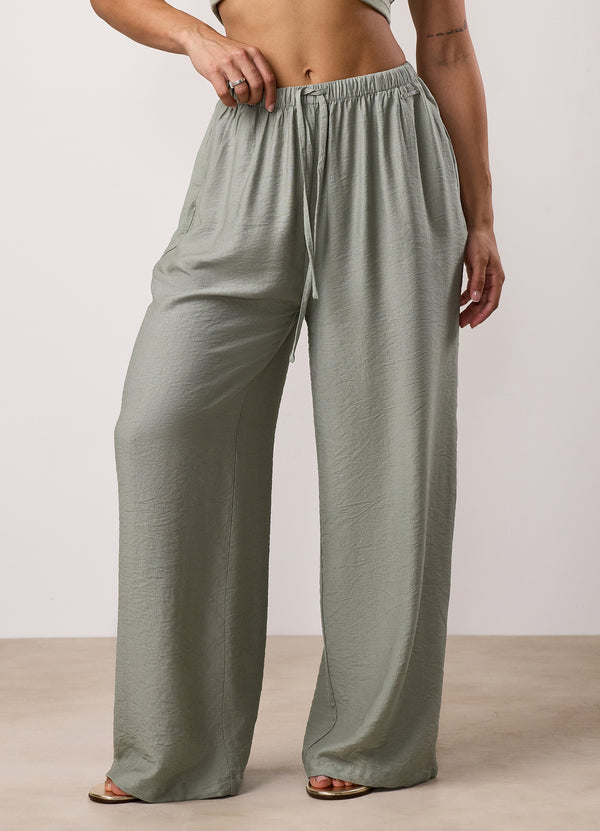 Gym King Signature Woven Trousers Sage