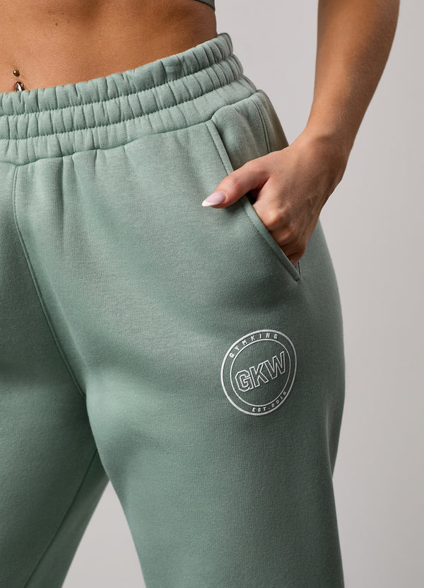 Gym King Transform Boyfriend Jogger Soft Sage