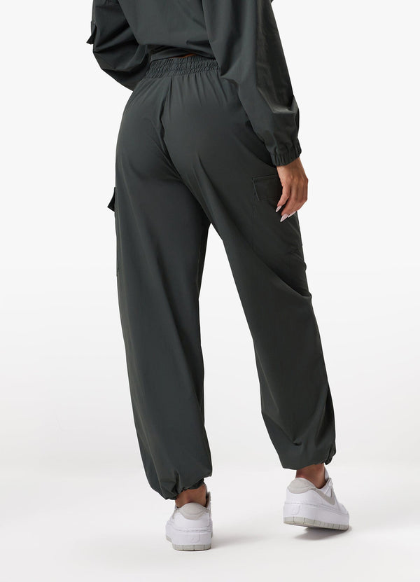 gym king Woven Utility Cargo Pant Green Smoke