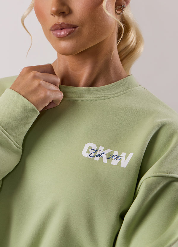 gym king Revive Peached Crop Sweatshirt Matcha Green