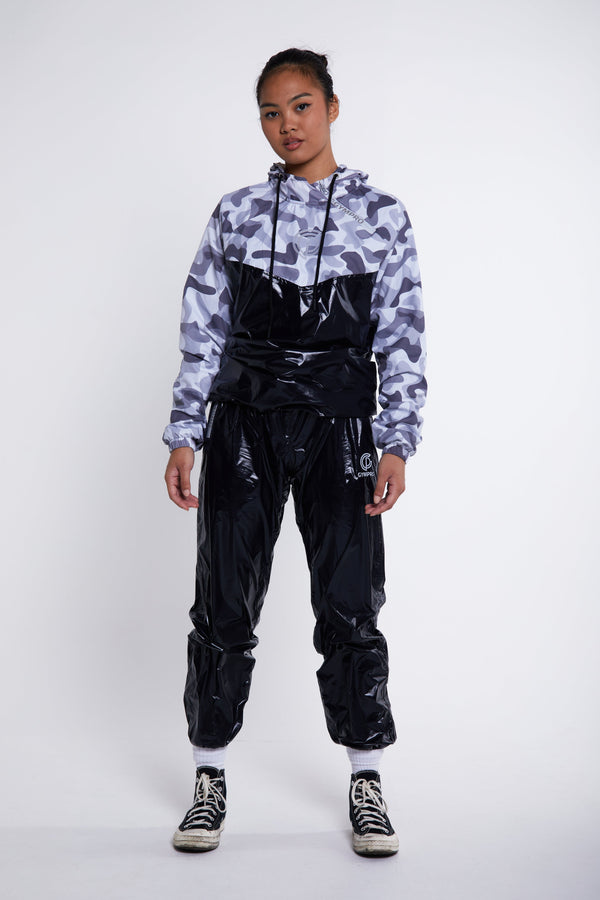 gympro Womens - Hybrid Performance Sweat Suit - Camo/Black