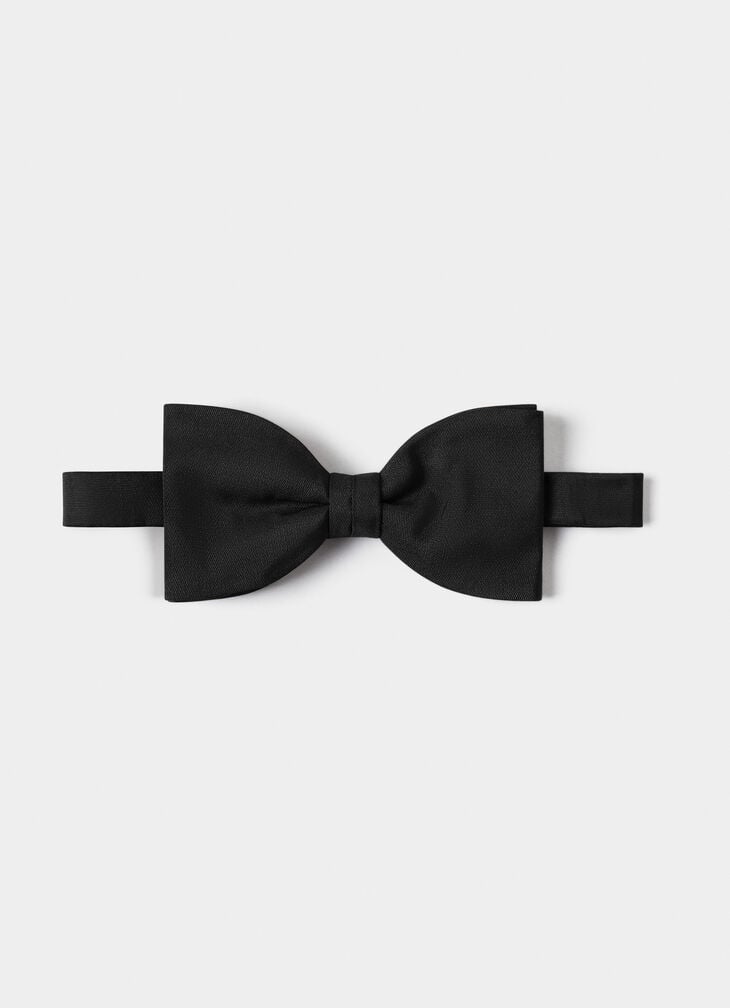 hackett pure silk pre-tied bow tie