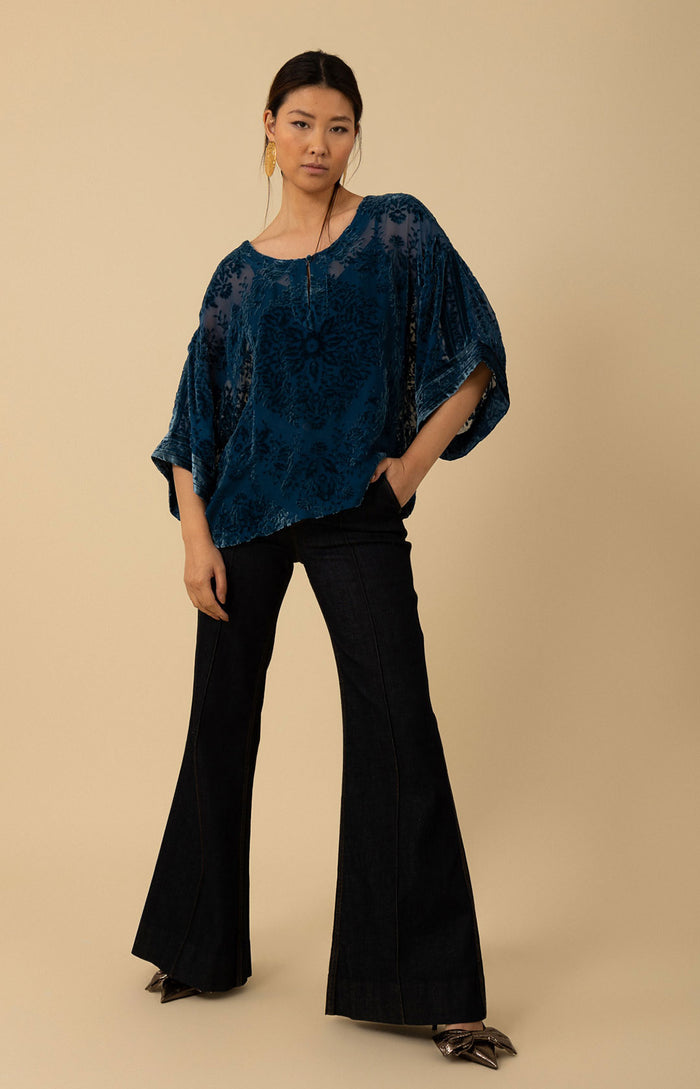 hale bob Briar Velvet Burnout Solid Top