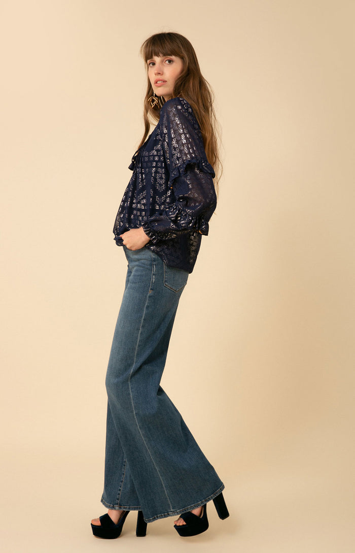 Hale Bob Mäelys Foiled Chiffon Lace-Up Top